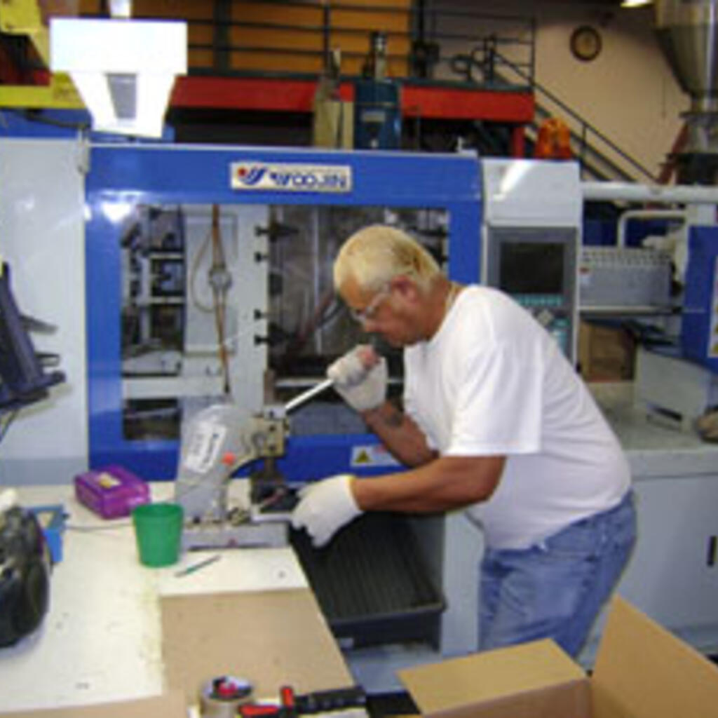 Crown Manufacturing Co. product image 3